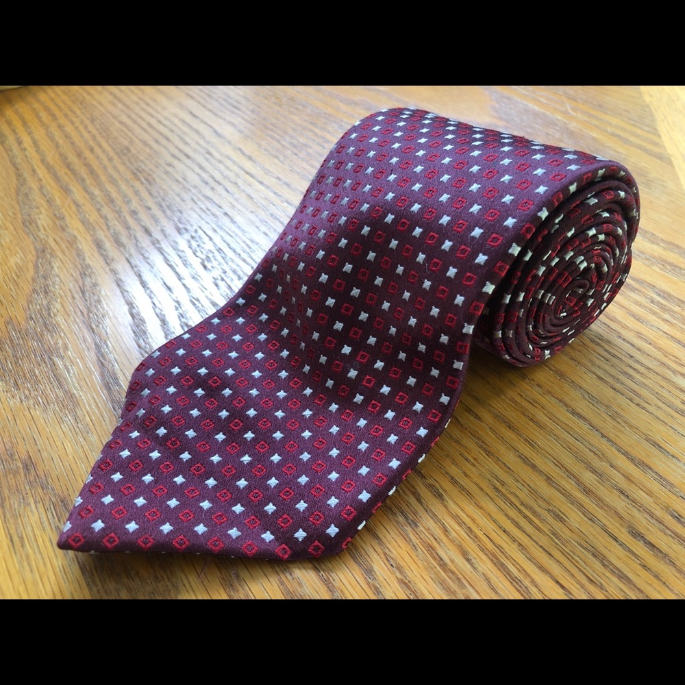 Charvet Mens Burgundy Red Geometric 100% Silk Tie